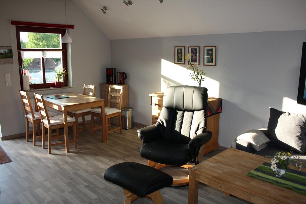 Cafe Landart Im Thueringer Finistere Apartamento Plaue  Quarto foto